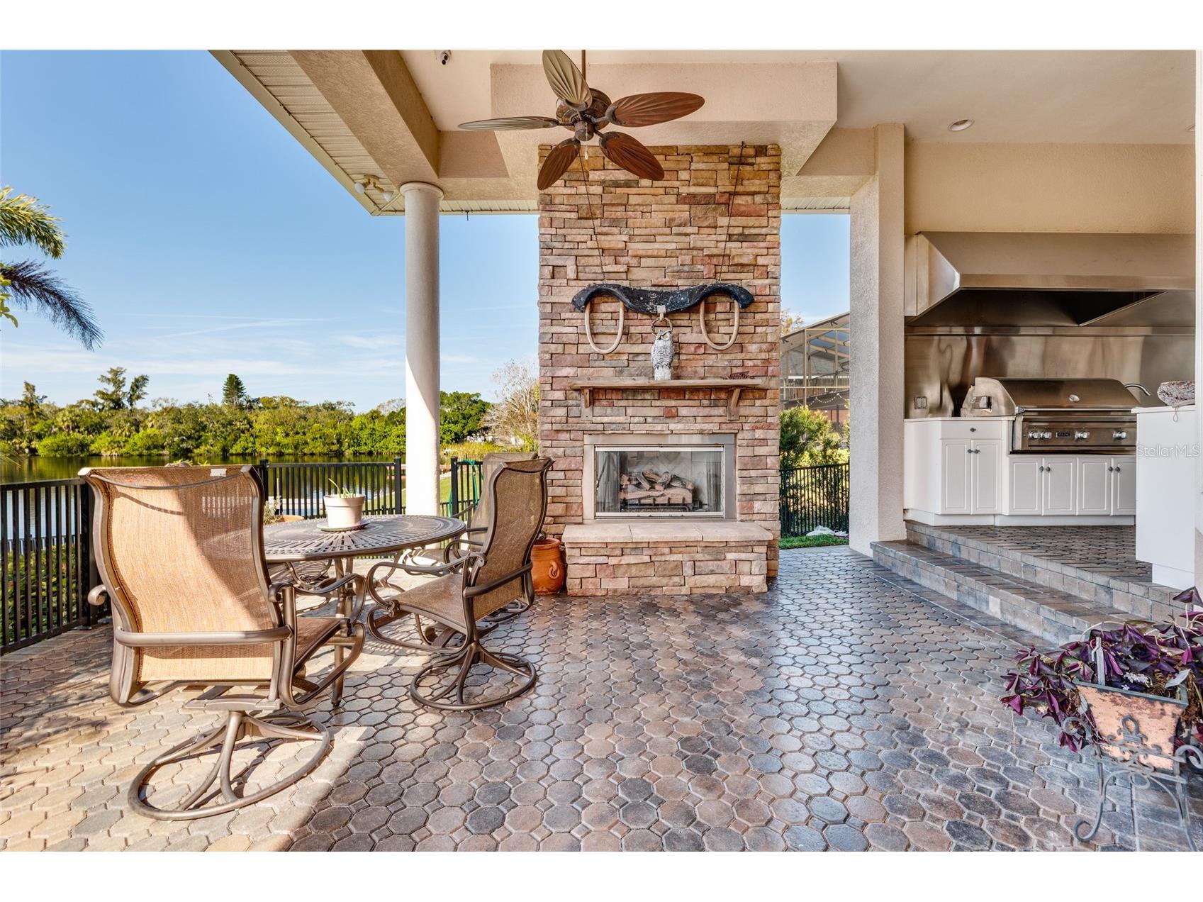 8402 Tallahassee Drive NE Saint Petersburg FL 33702 TB8468498 image40