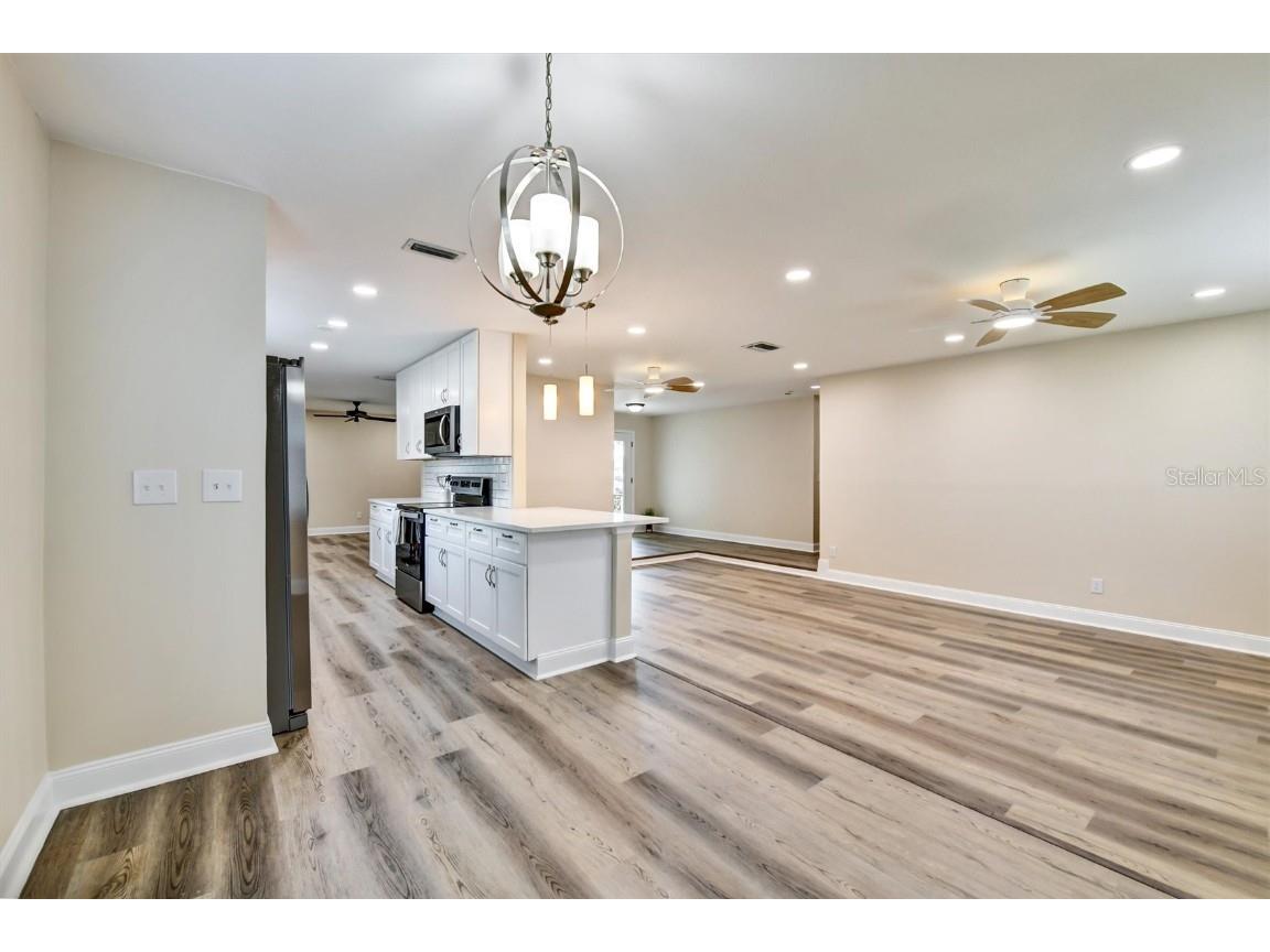 8403 Lopez Drive Tampa FL 33615 TB8452859 image13