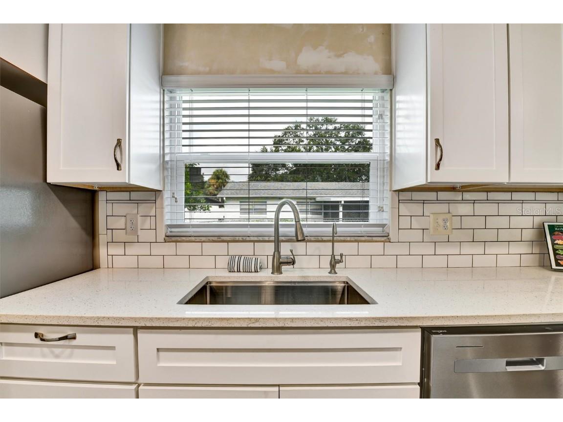 8403 Lopez Drive Tampa FL 33615 TB8452859 image15