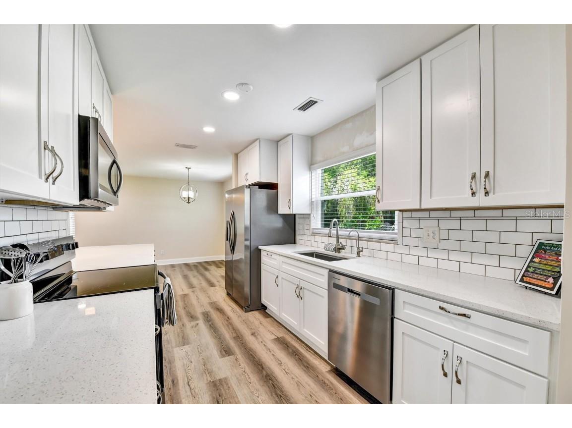 8403 Lopez Drive Tampa FL 33615 TB8452859 image19