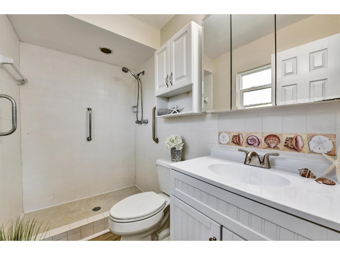 8403 Lopez Drive Tampa FL 33615 TB8452859 image27