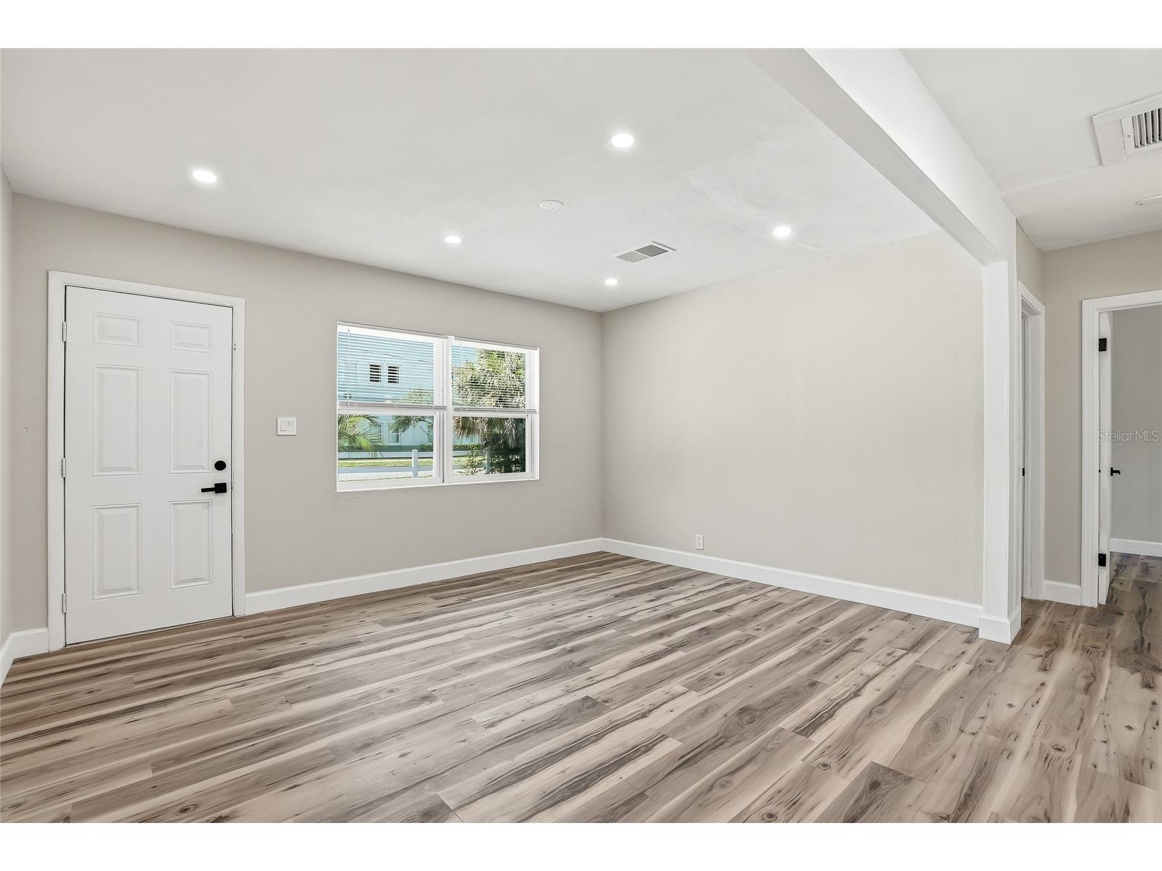8403 N 46th Street Tampa FL 33617 O6409400 image11