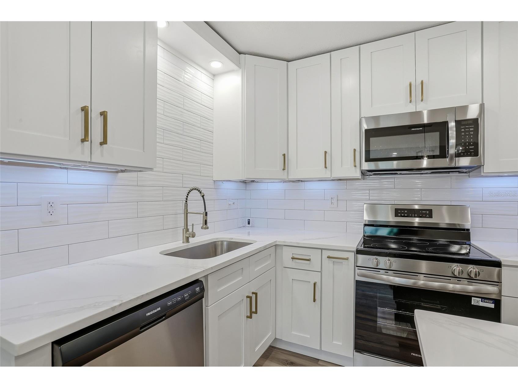 8403 N 46th Street Tampa FL 33617 O6409400 image16