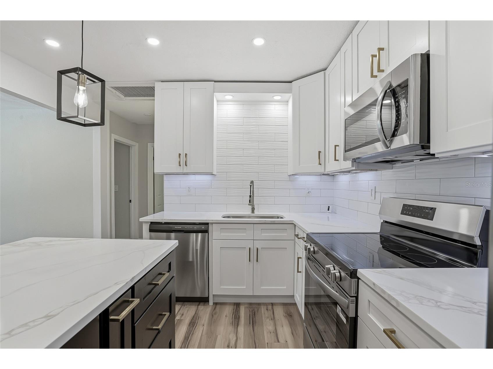 8403 N 46th Street Tampa FL 33617 O6409400 image19