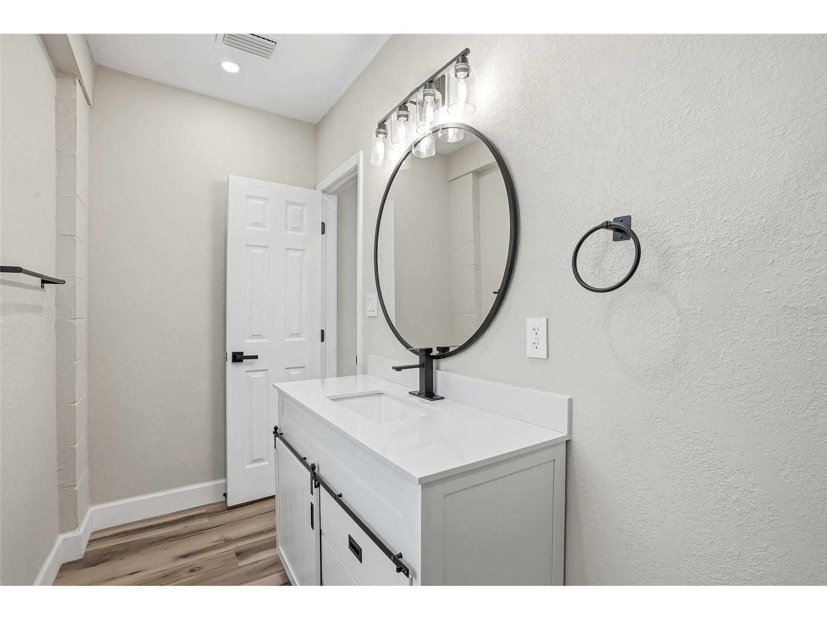 8403 N 46th Street Tampa FL 33617 O6409400 image33