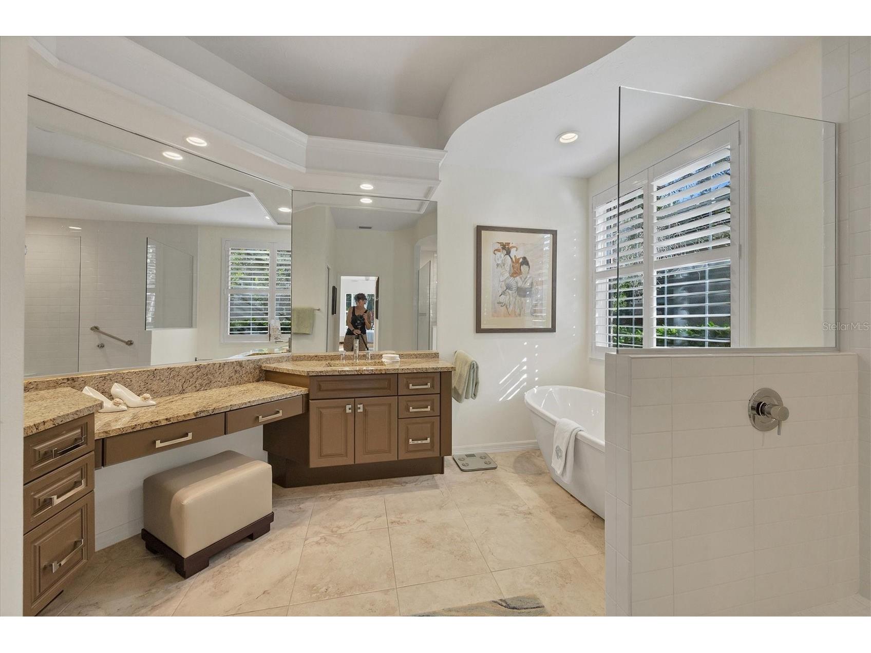 8404 Abingdon Court University Park FL 34201 A4676832 image18