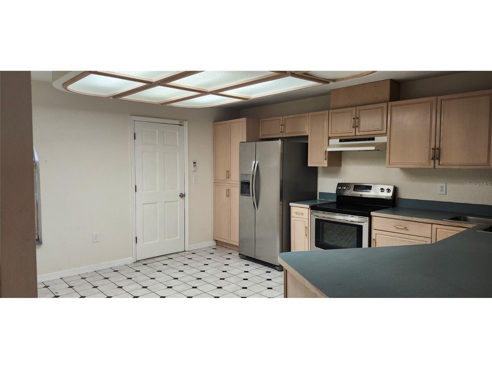 8404 Barrett Place Tampa FL 33617 TB8449906 image17