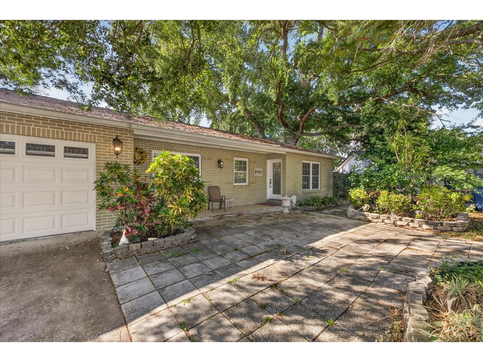8404 Sandstone Court Tampa FL 33615 TB8498655 image2