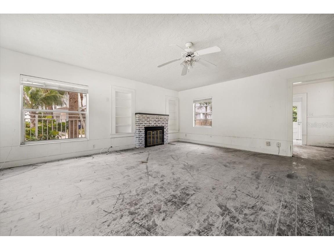 8405 Bayshore Drive Treasure Island FL 33706 - BLIND PASS WATERWAY TB8411617 image17