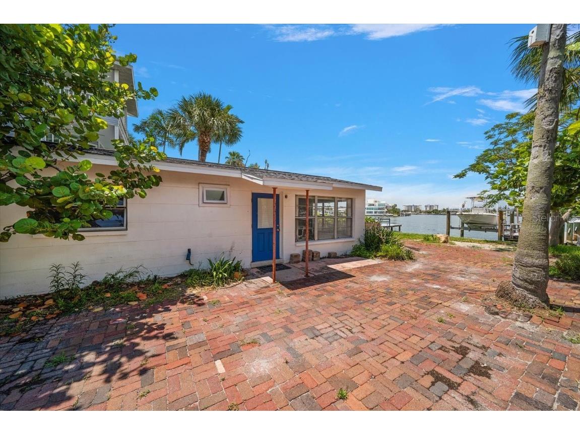 8405 Bayshore Drive Treasure Island FL 33706 - BLIND PASS WATERWAY TB8411617 image26
