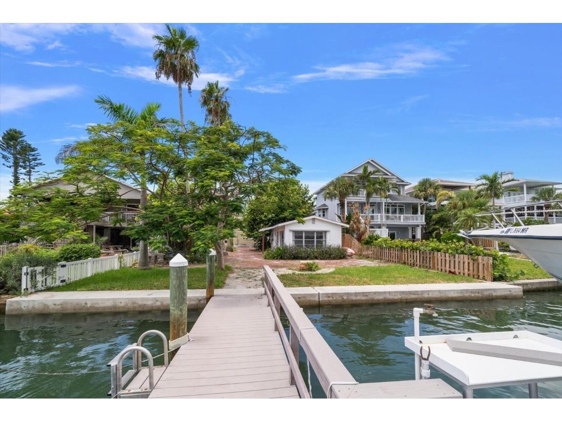 8405 Bayshore Drive Treasure Island FL 33706 - BLIND PASS WATERWAY TB8433920 image6