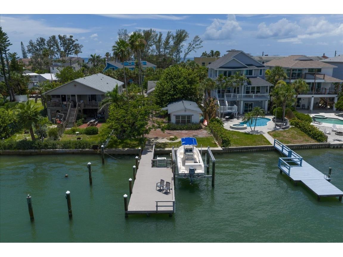 8405 Bayshore Drive Treasure Island FL 33706 - BLIND PASS WATERWAY TB8433920 image8