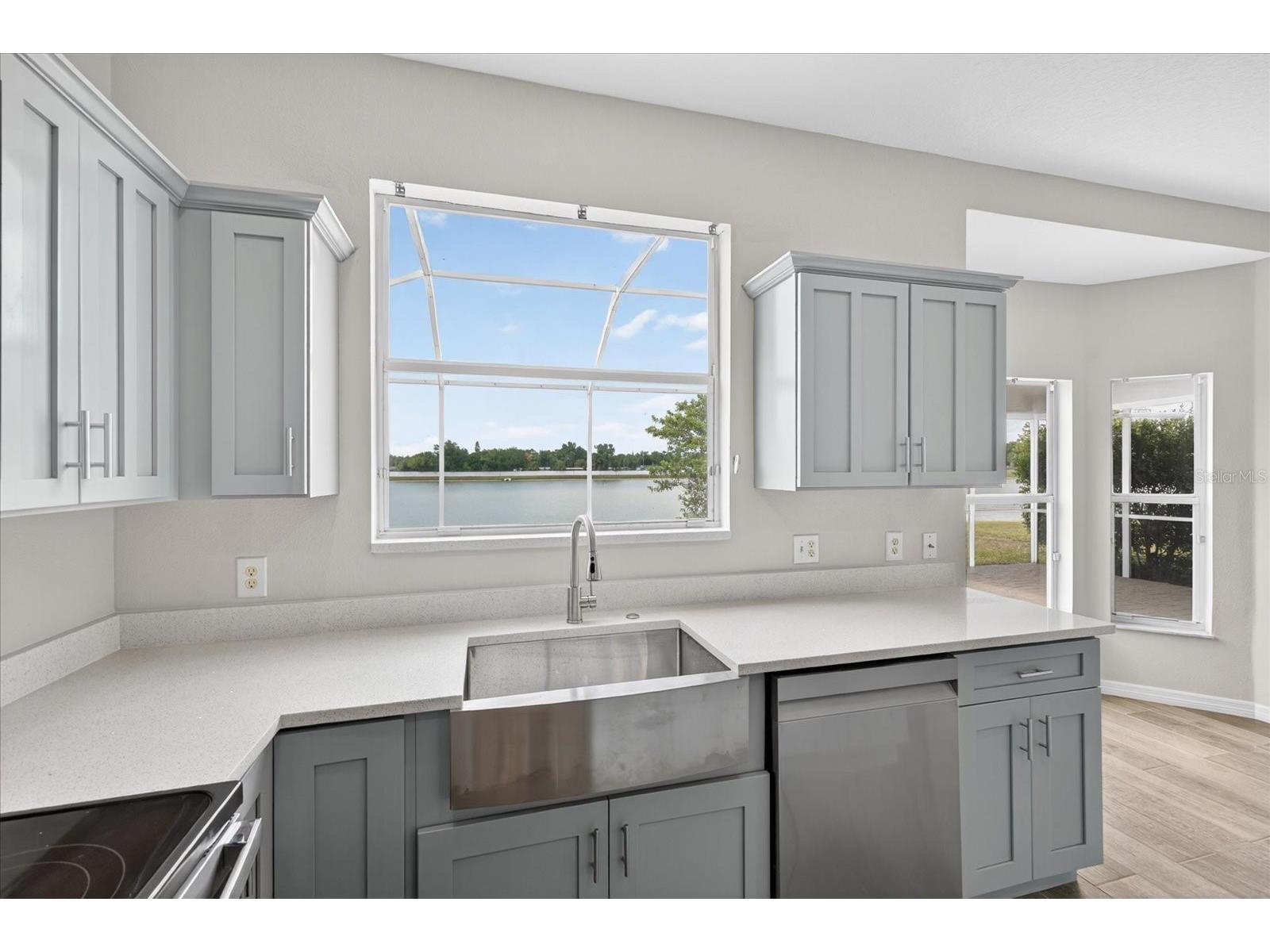 8405 Canterbury Lake Boulevard Tampa FL 33619 TB8506285 image11