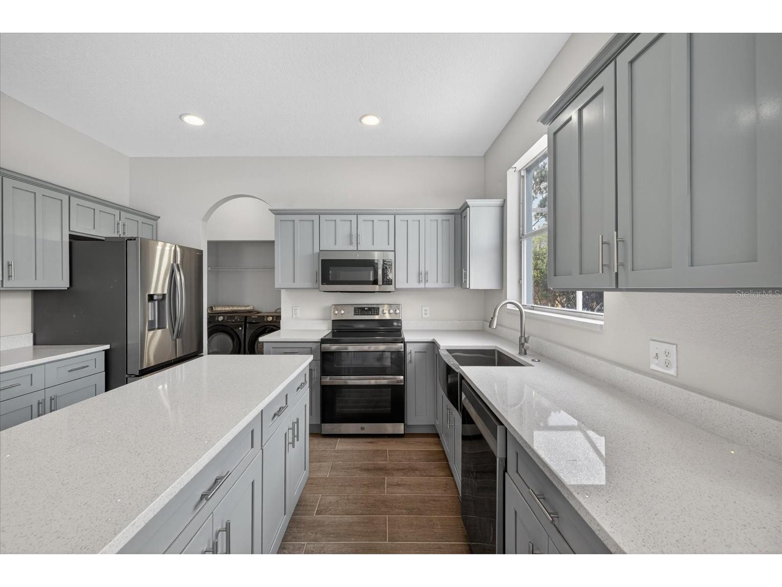8405 Canterbury Lake Boulevard Tampa FL 33619 TB8506285 image12