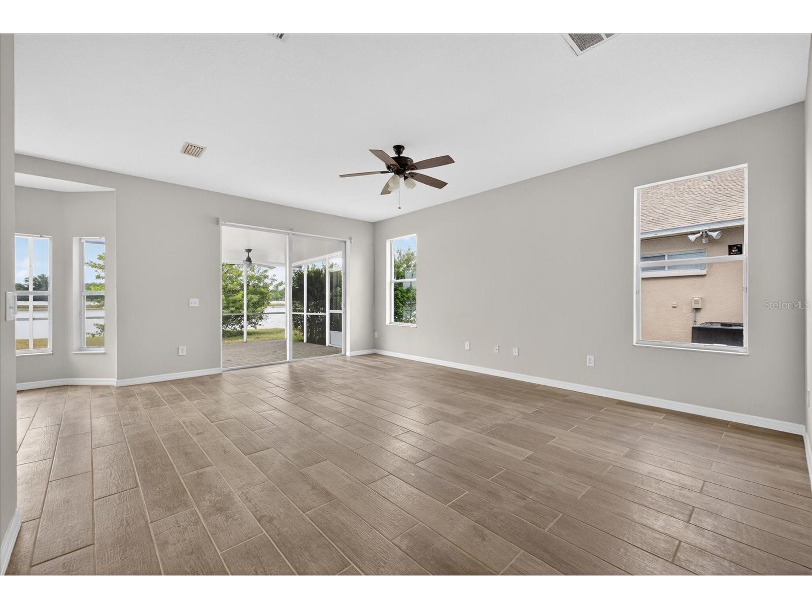 8405 Canterbury Lake Boulevard Tampa FL 33619 TB8506285 image22