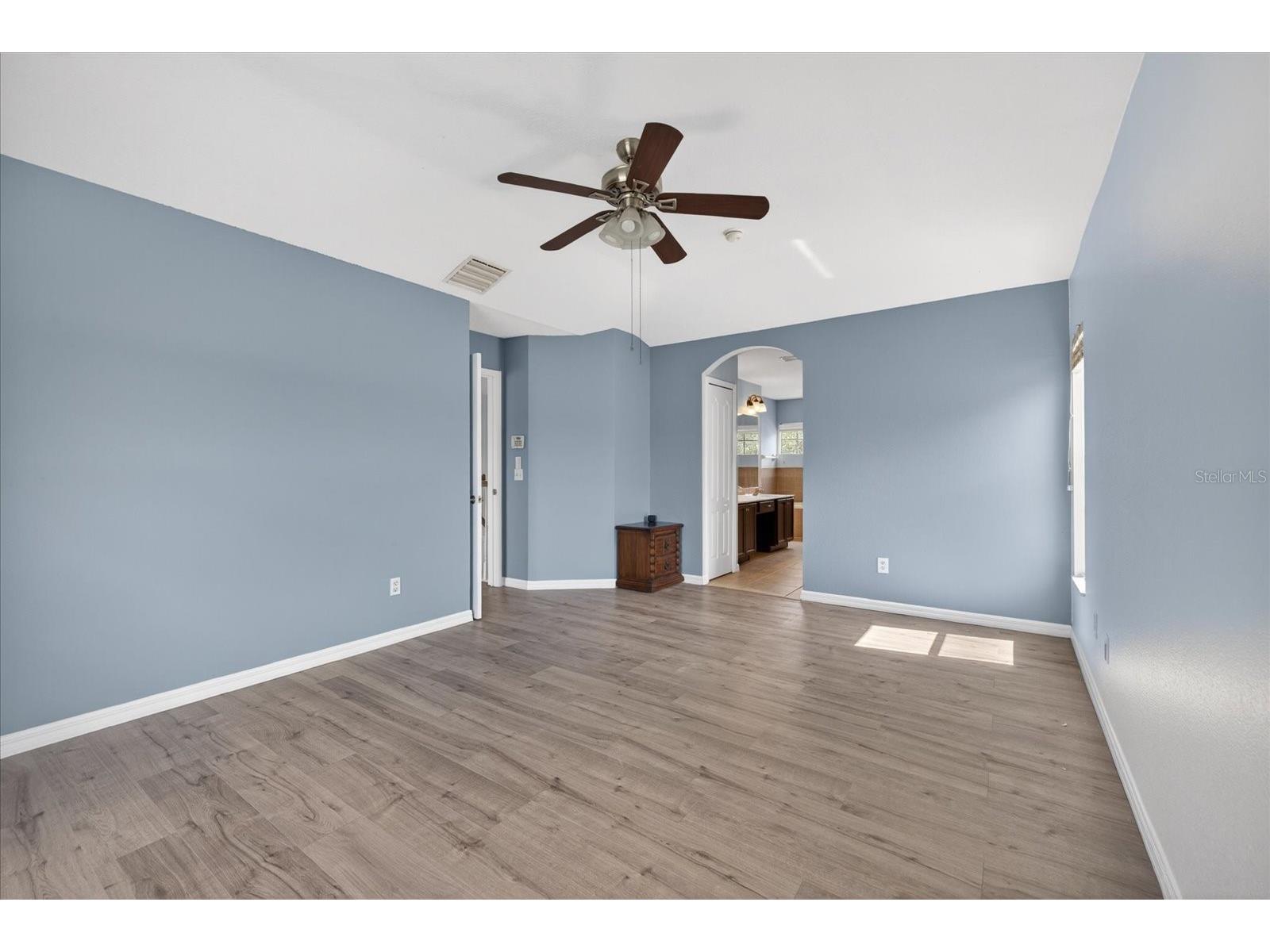 8405 Canterbury Lake Boulevard Tampa FL 33619 TB8506285 image31