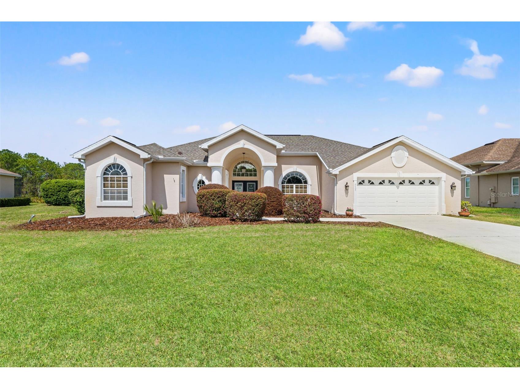 8405 Maybelle Drive Weeki Wachee FL 34613 TB8489039 image1