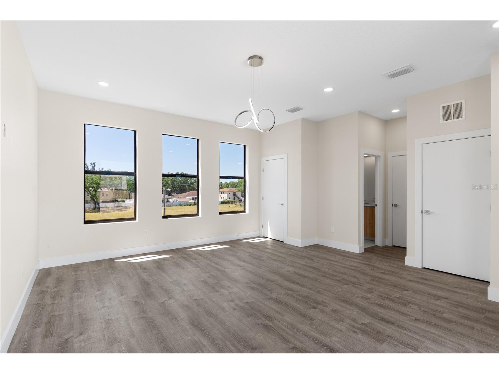 8405 Modano Place Tampa FL 33614 TB8505069 image17