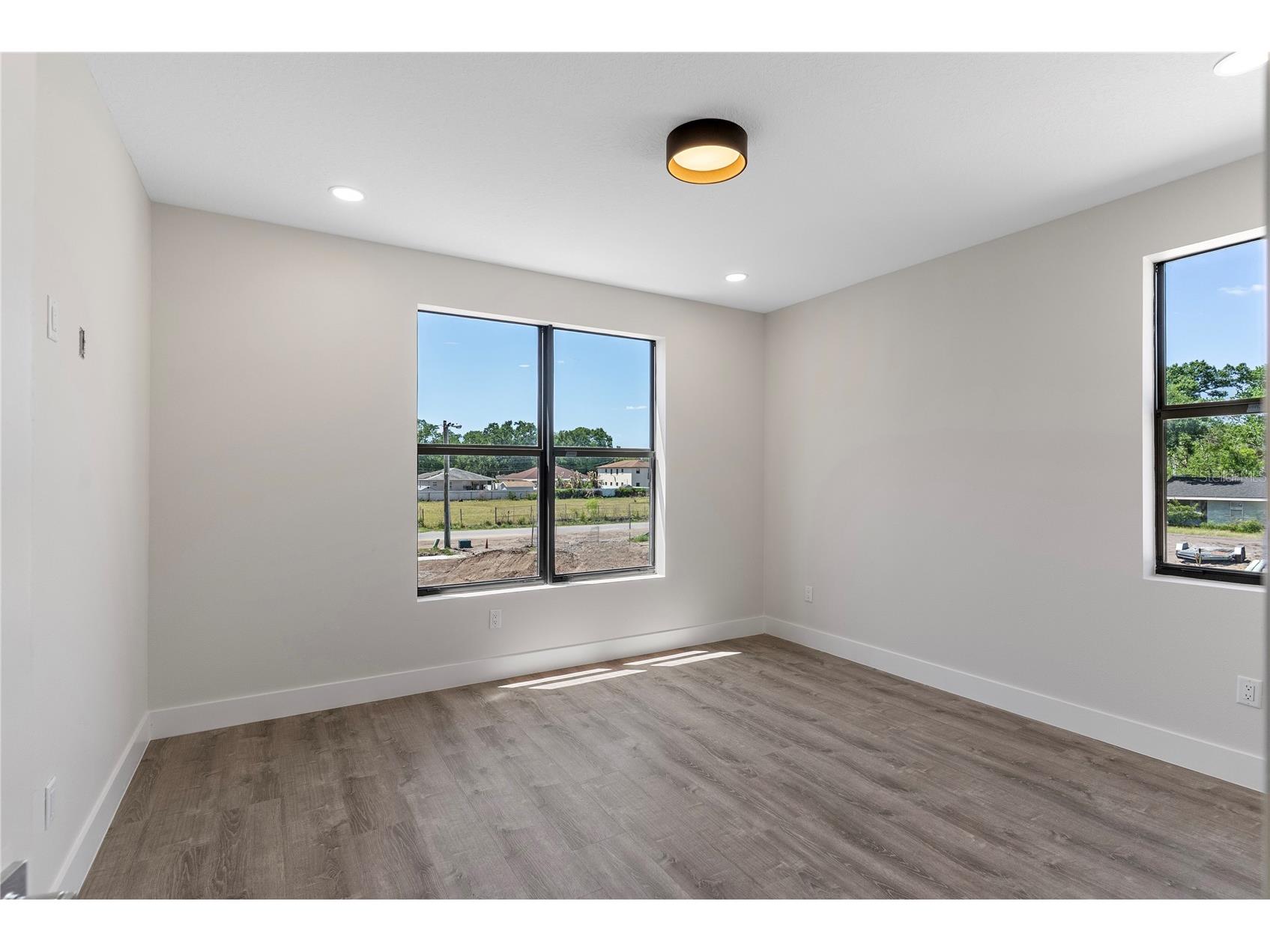 8405 Modano Place Tampa FL 33614 TB8505069 image32