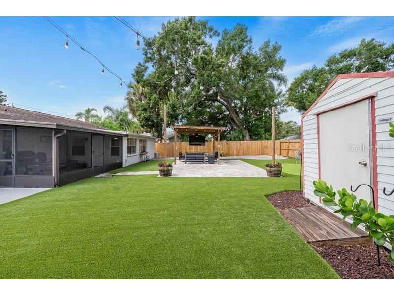 8405 Stillbrook Avenue Tampa FL 33615 TB8425010 image30