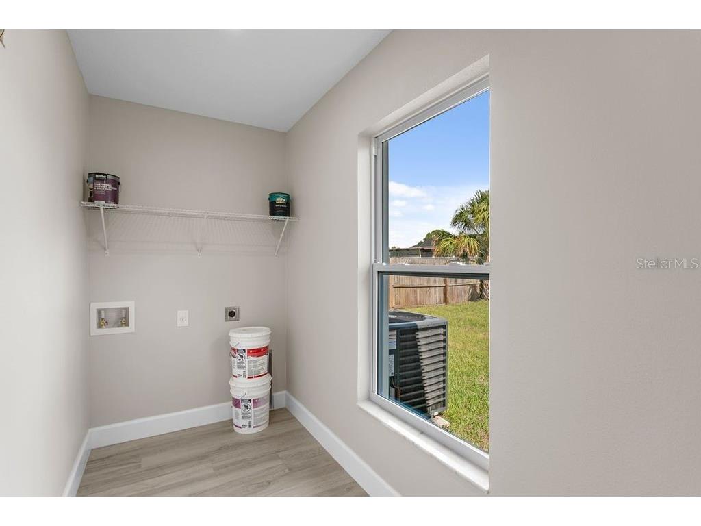 8405 Woodlake Drive Tampa FL 33615 TB8419378 image25