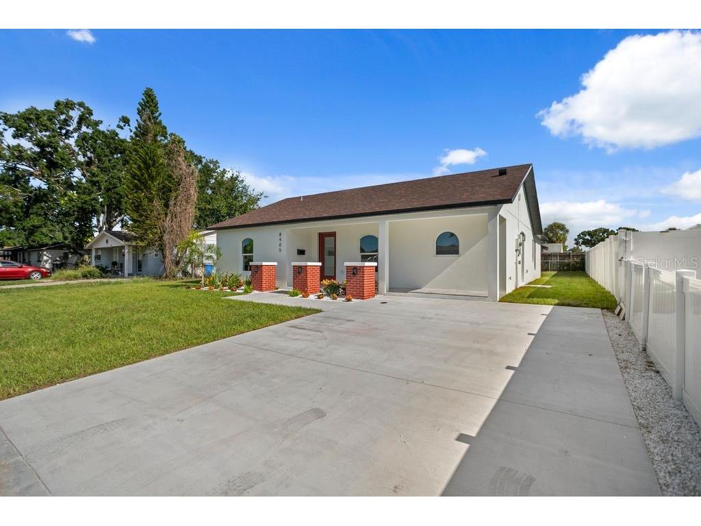 8405 Woodlake Drive Tampa FL 33615 TB8419378 image3
