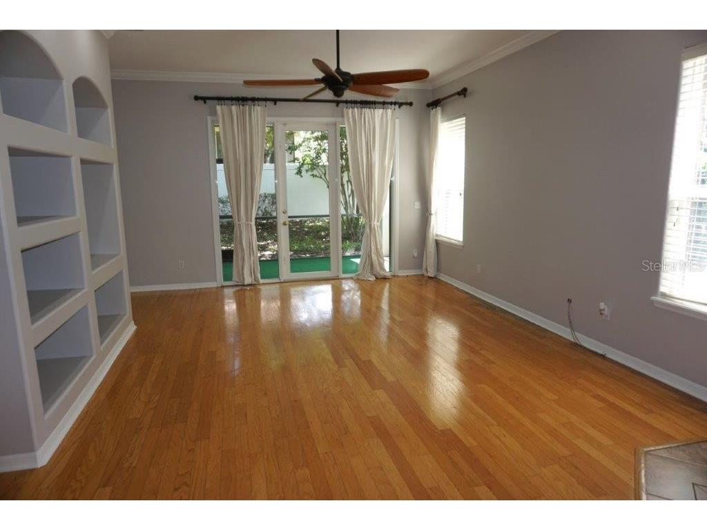 8406 Frescada Court Orlando FL 32836 - POND O6418260 image3