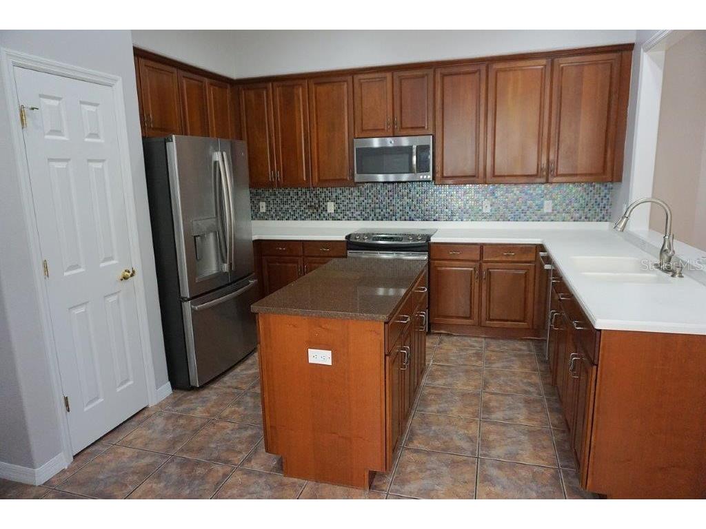 8406 Frescada Court Orlando FL 32836 - POND O6418260 image5