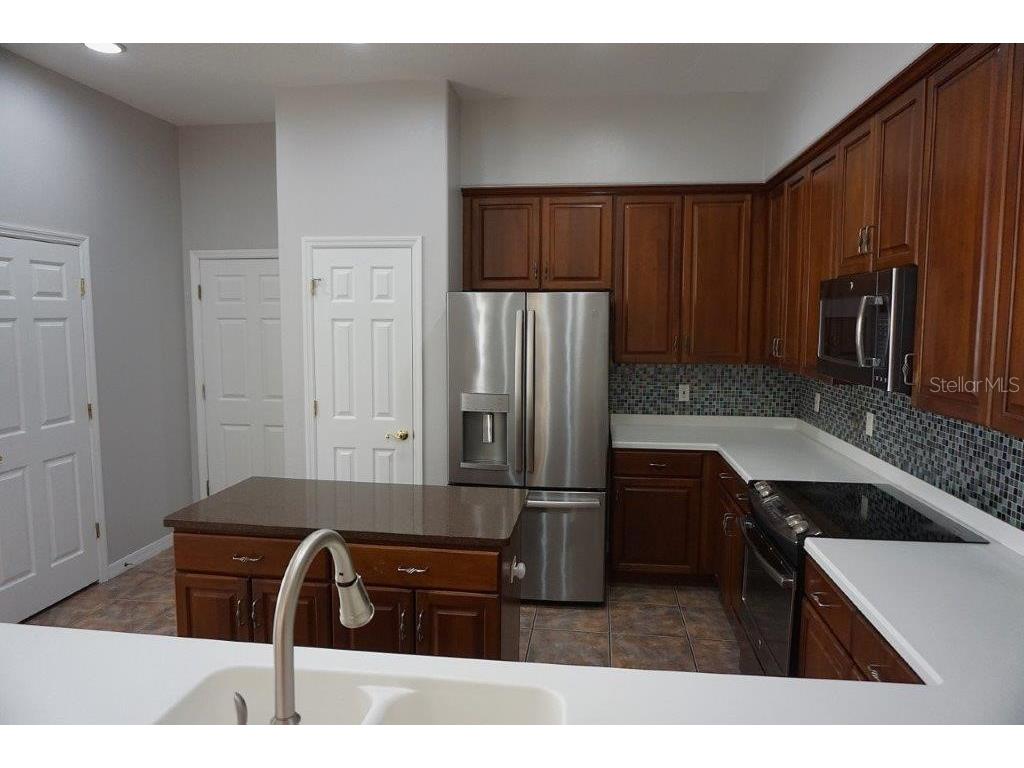8406 Frescada Court Orlando FL 32836 - POND O6418260 image6