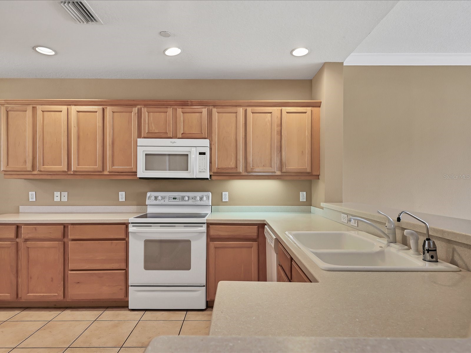 8406 Wethersfield Run #104 Lakewood Ranch FL 34202 A4688686 image20