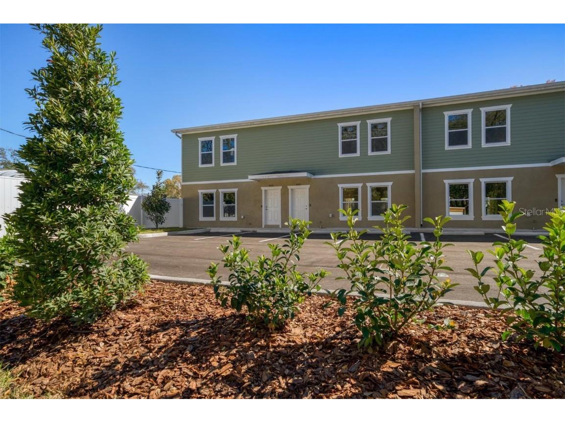 8407 Daves Homes Place Tampa FL 33614 T3543116 image1