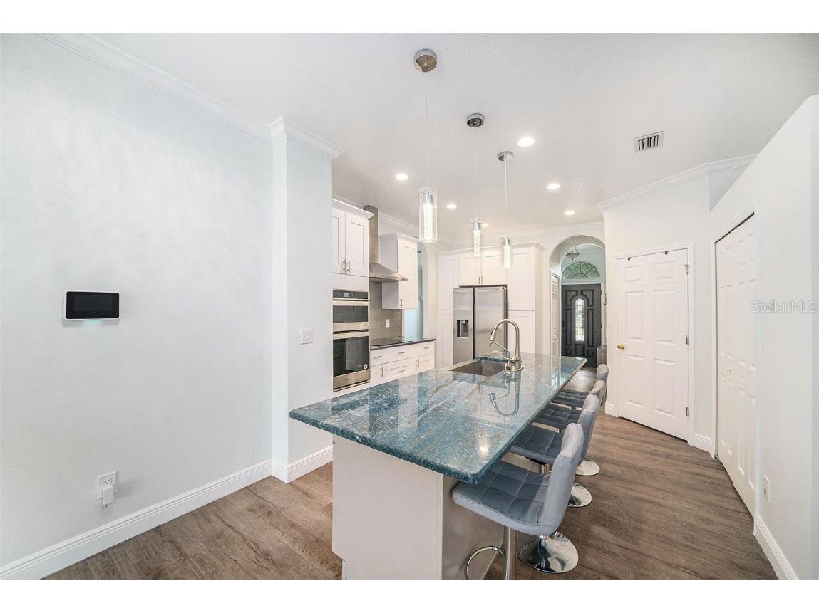 8407 Hunters Fork Loop Ruskin FL 33573 TB8381465 image12