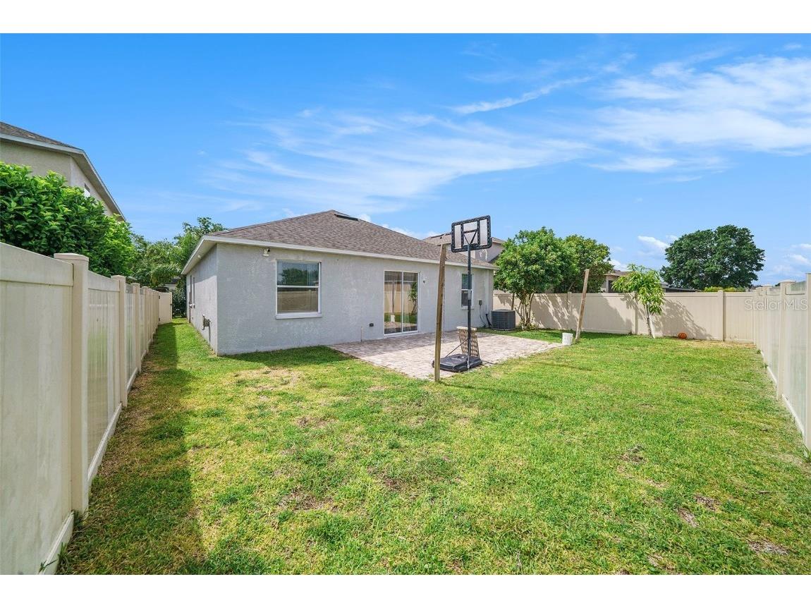 8407 Hunters Fork Loop Ruskin FL 33573 TB8381465 image24