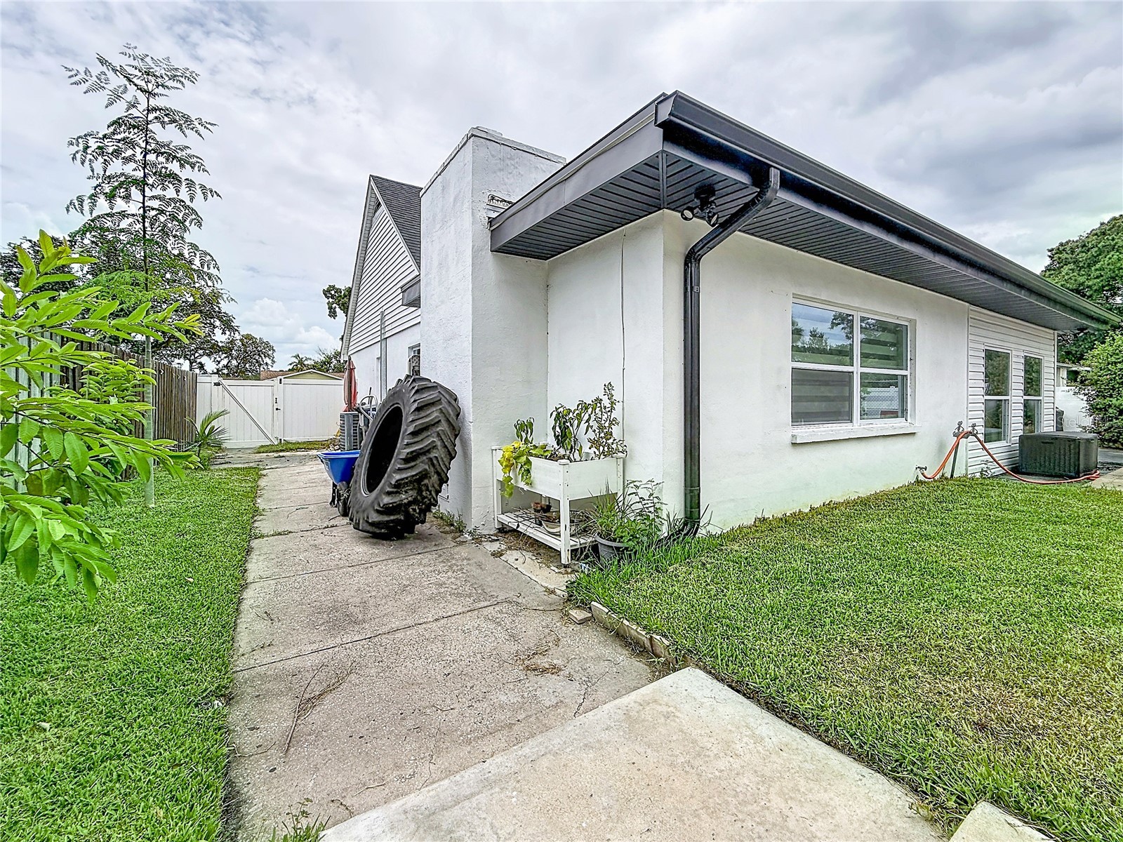 8407 Quartz Place Tampa FL 33615 TB8528771 image64
