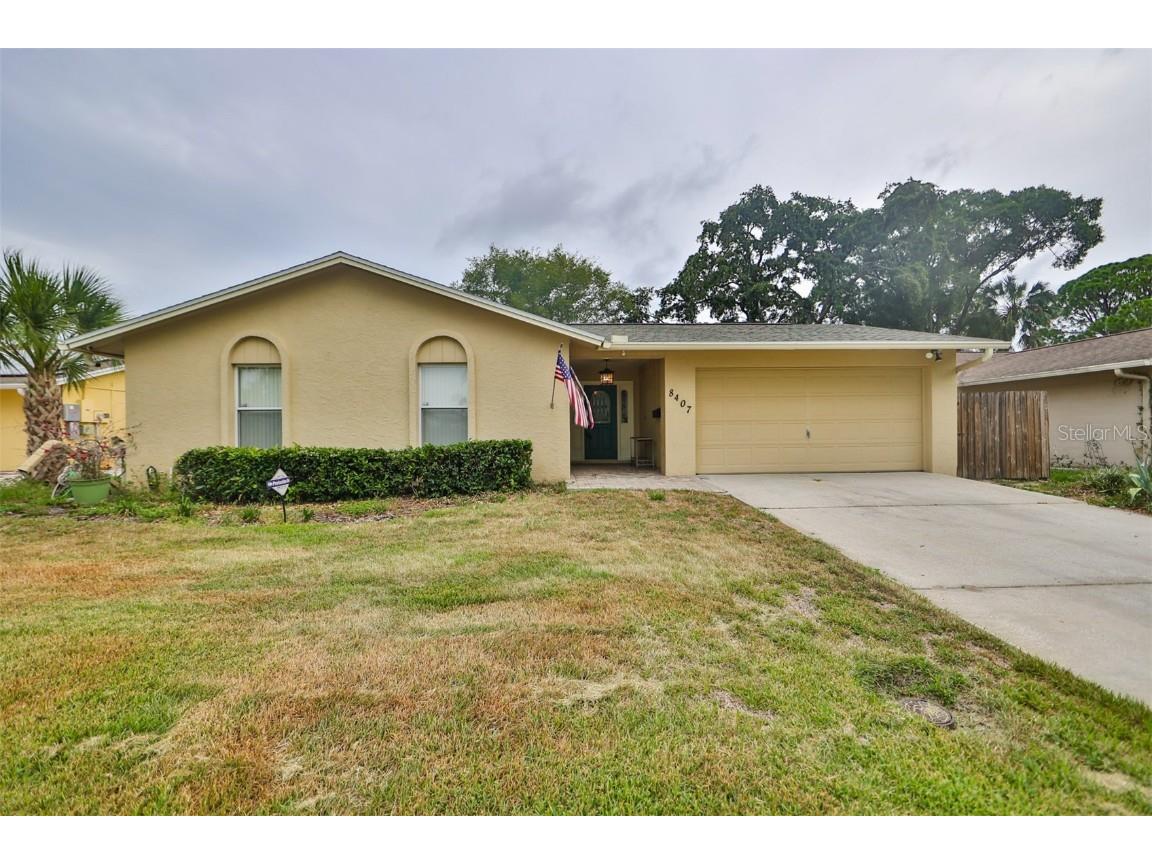 8407 Woodbrier Court Tampa FL 33615 T3452577 image1