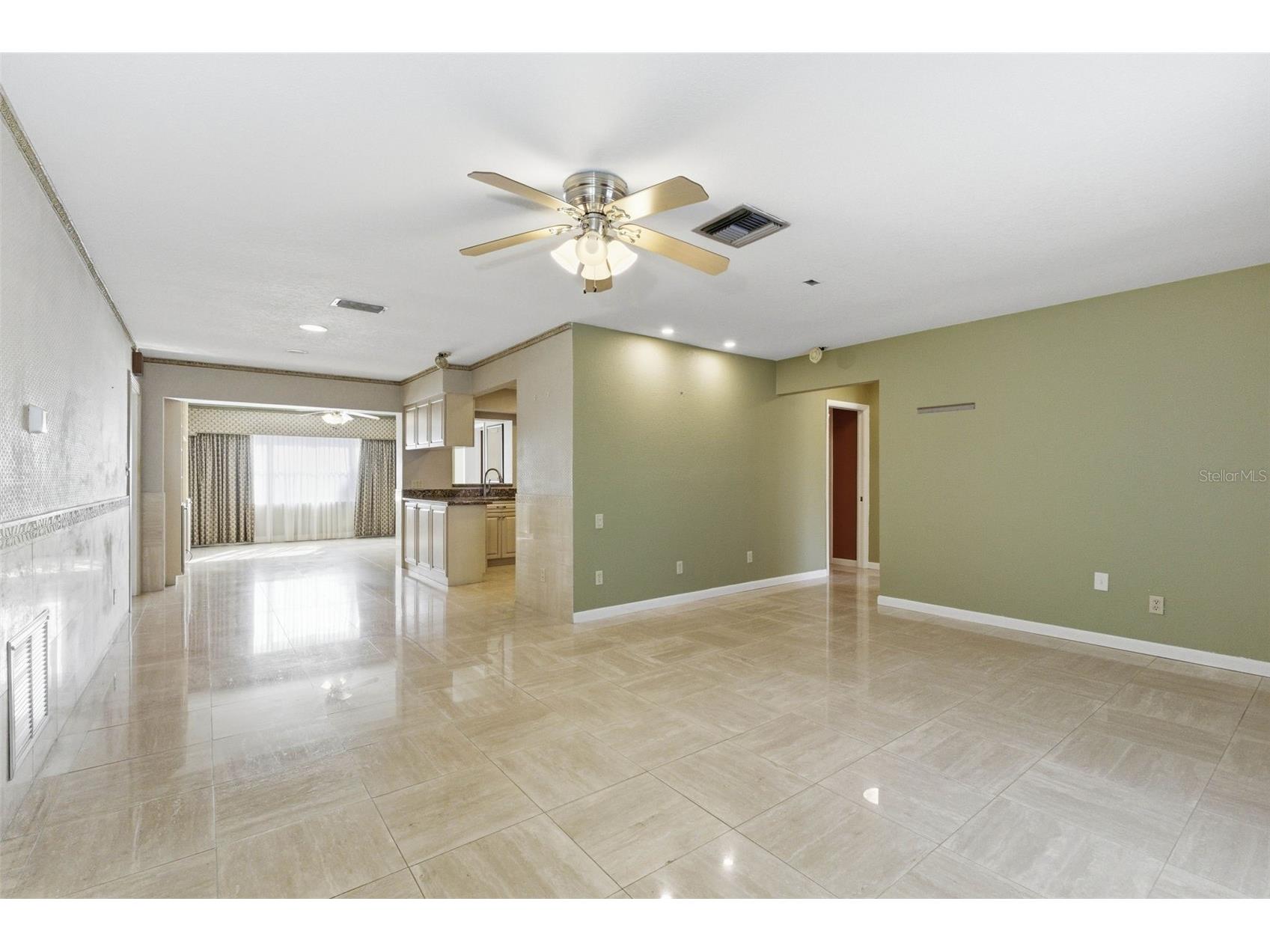 8408 Annwood Road Seminole FL 33777 TB8468372 image3