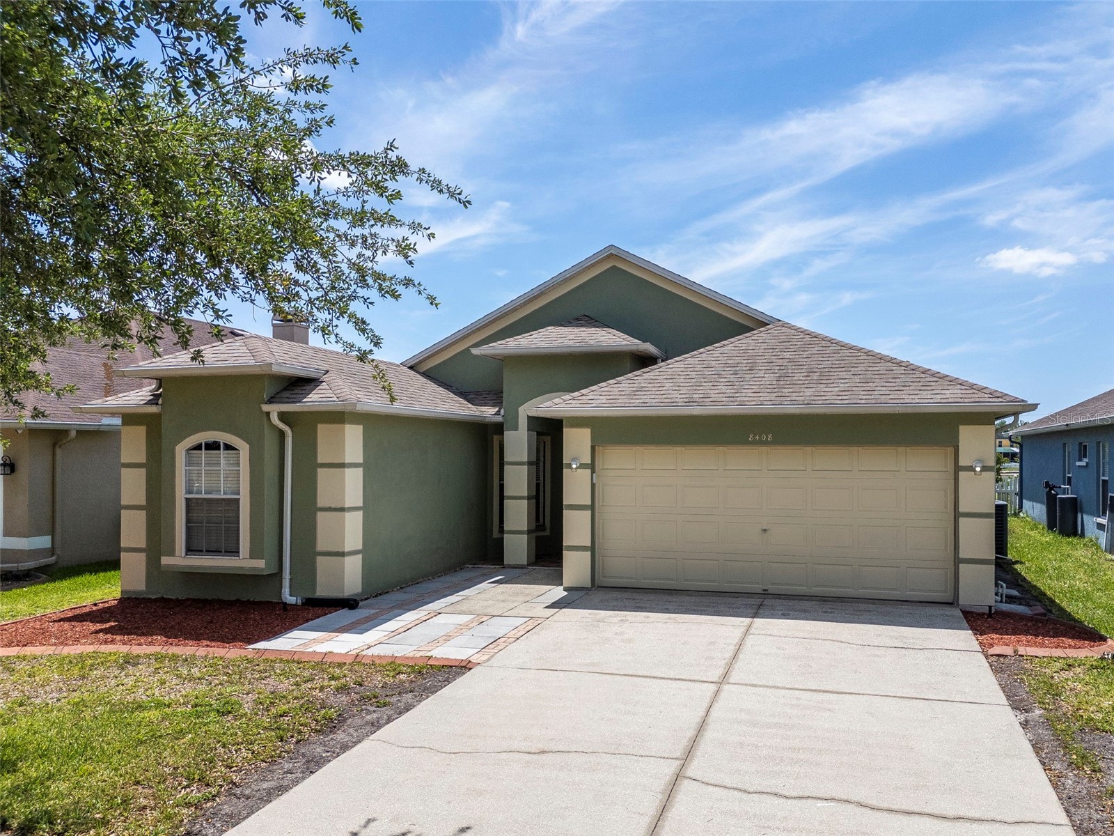 8408 Canterbury Lake Boulevard Tampa FL 33619 O6398946 image1