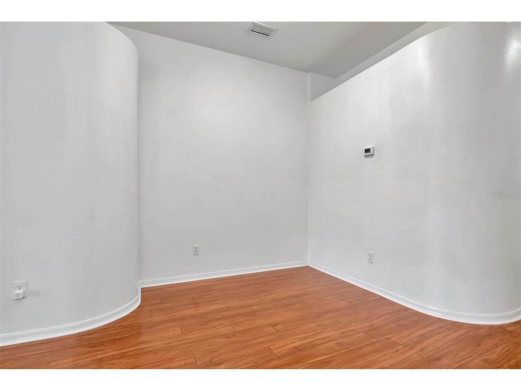 8408 Canterbury Lake Boulevard Tampa FL 33619 O6398946 image33