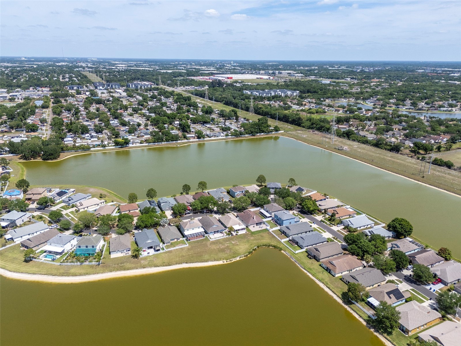 8408 Canterbury Lake Boulevard Tampa FL 33619 O6398946 image4