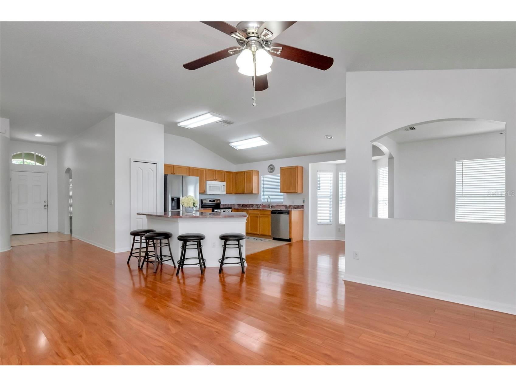 8408 Canterbury Lake Boulevard Tampa FL 33619 O6398946 image41
