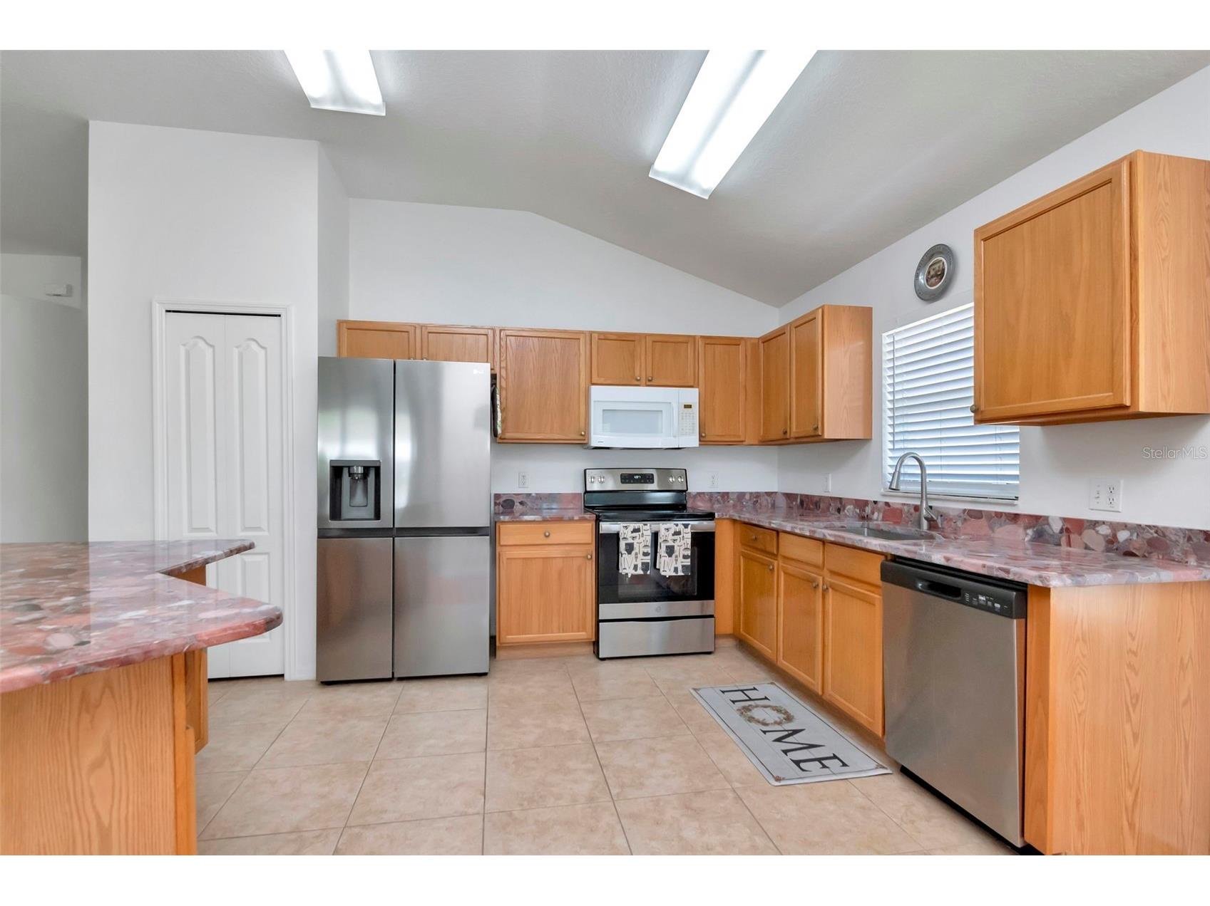 8408 Canterbury Lake Boulevard Tampa FL 33619 O6398946 image56