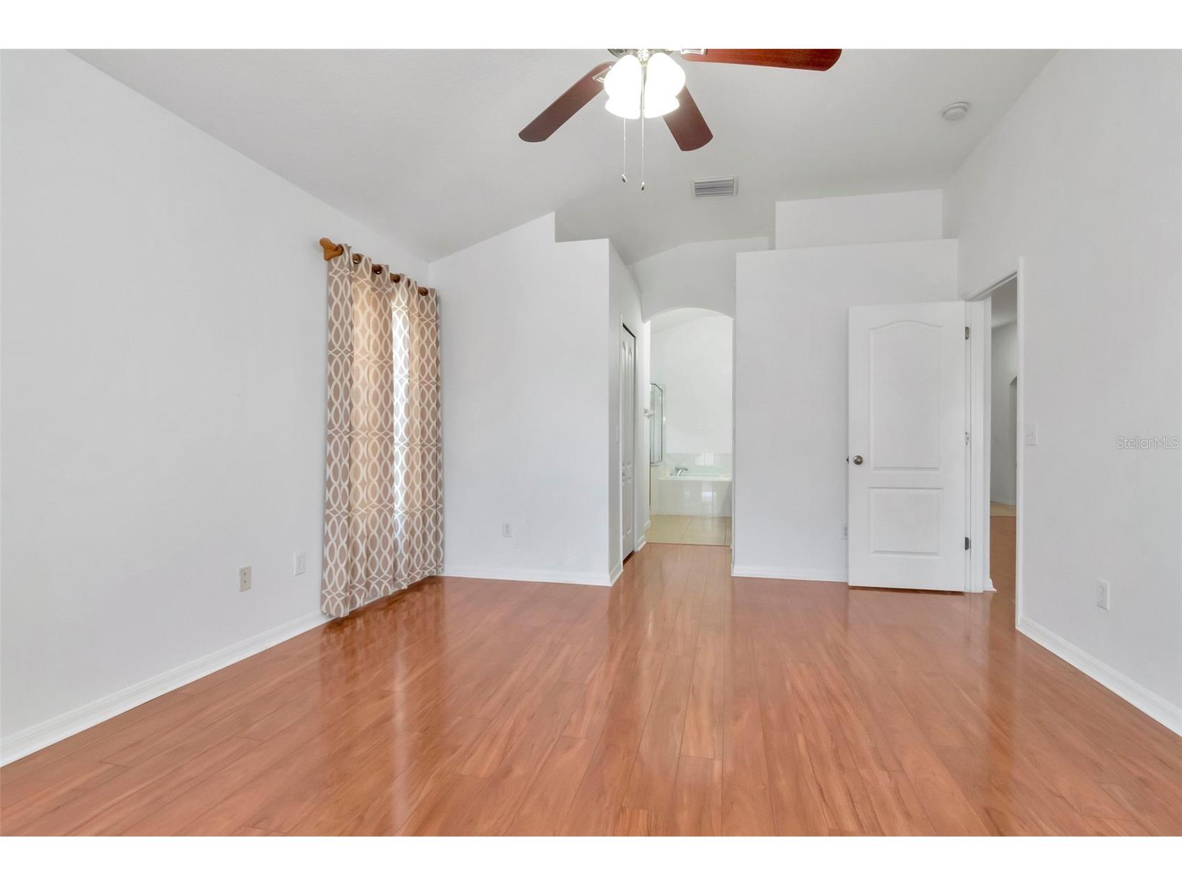 8408 Canterbury Lake Boulevard Tampa FL 33619 O6398946 image62