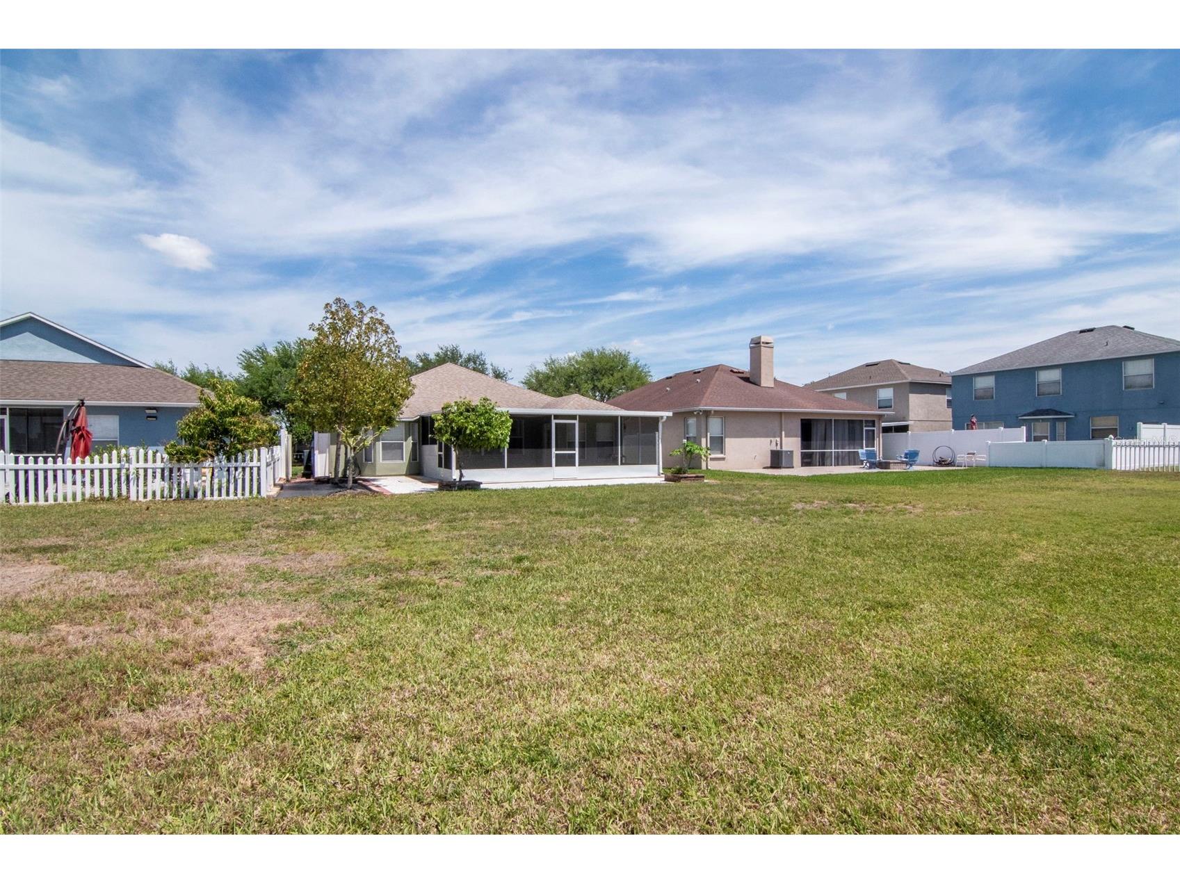 8408 Canterbury Lake Boulevard Tampa FL 33619 O6398946 image75