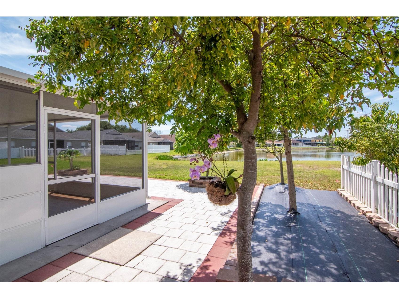 8408 Canterbury Lake Boulevard Tampa FL 33619 O6398946 image9