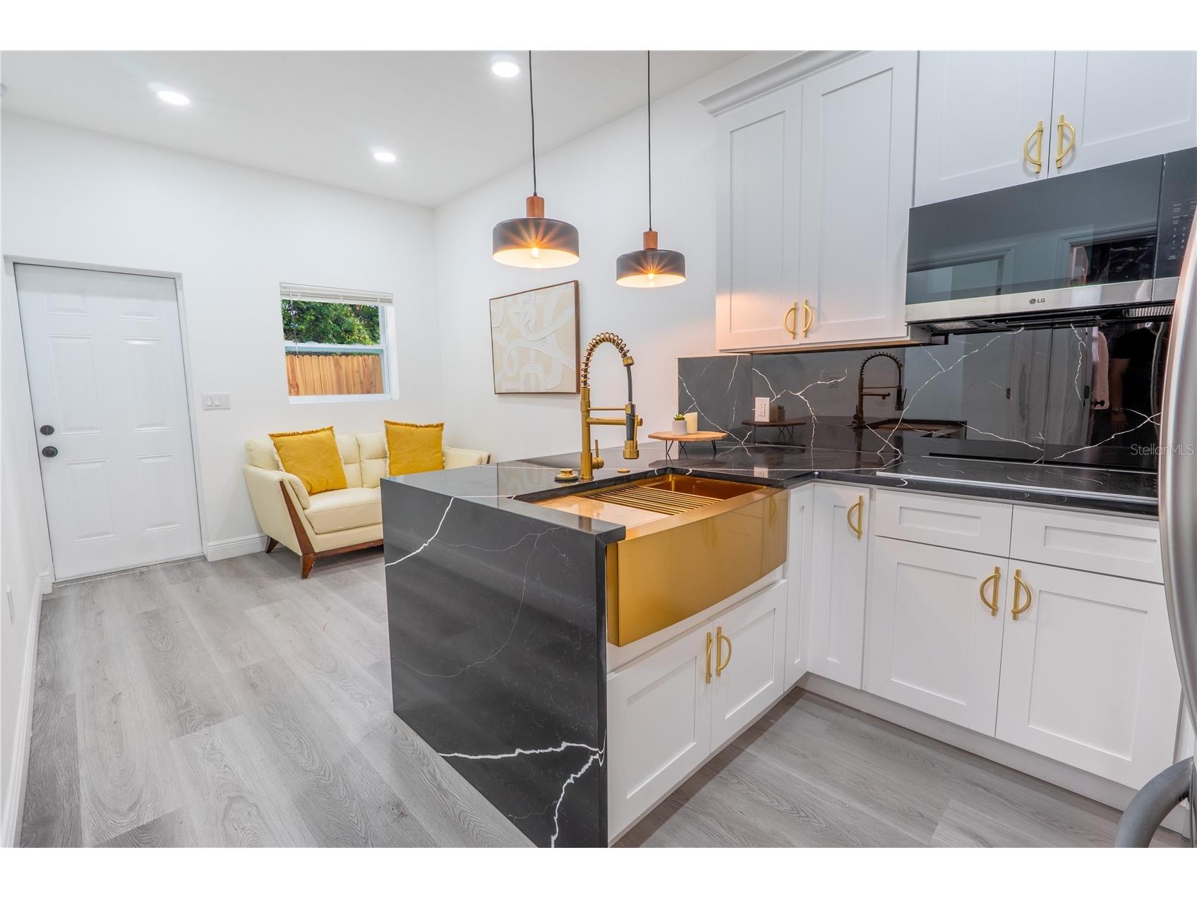 8408 N Seminole Avenue Tampa FL 33604 TB8515474 image30