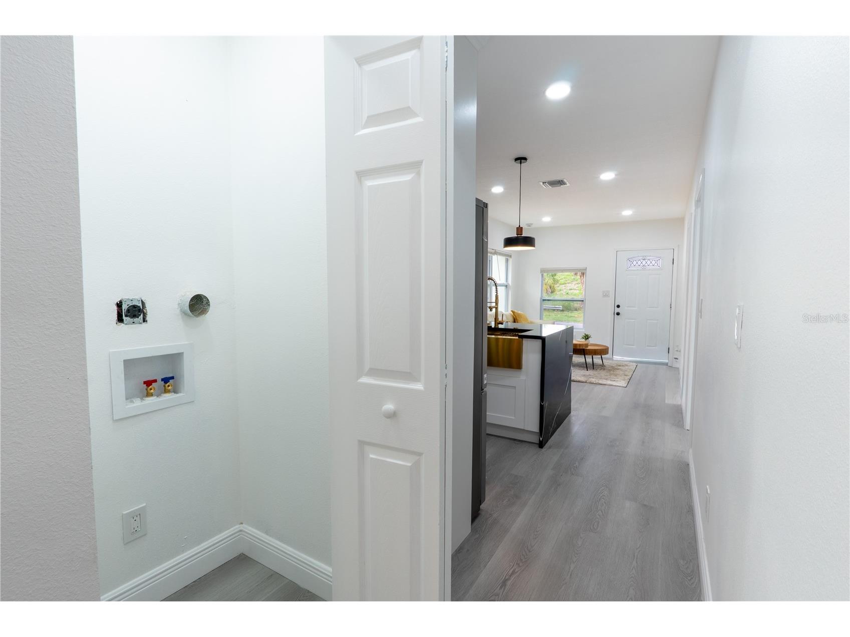 8408 N Seminole Avenue Tampa FL 33604 TB8515474 image31