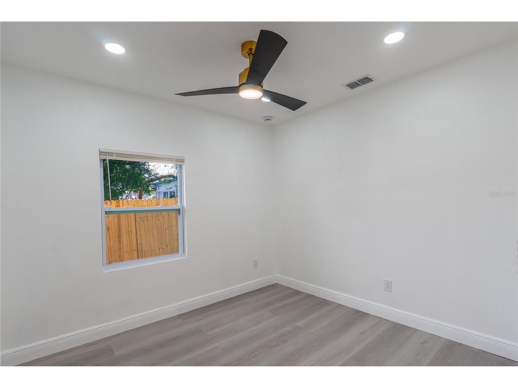 8408 N Seminole Avenue Tampa FL 33604 TB8515474 image39