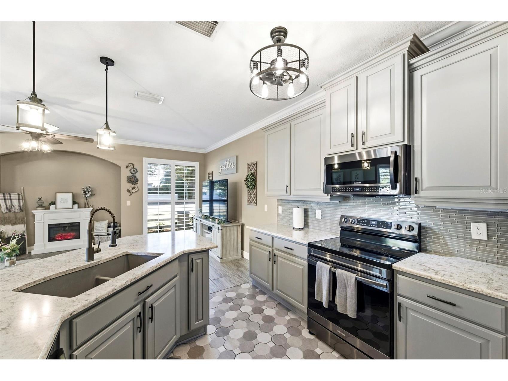 8408 Shallow Creek Court New Port Richey FL 34653 TB8480846 image12