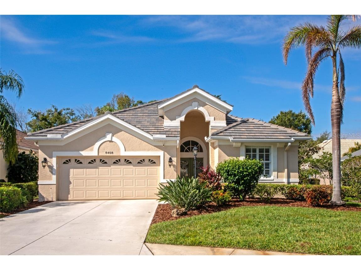 8408 Whispering Woods Court Lakewood Ranch FL 34202 A4671961 image1