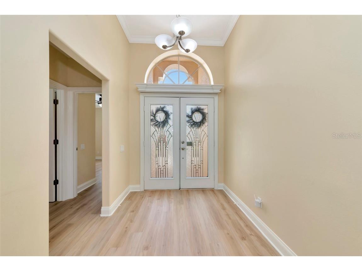 8408 Whispering Woods Court Lakewood Ranch FL 34202 A4671961 image2